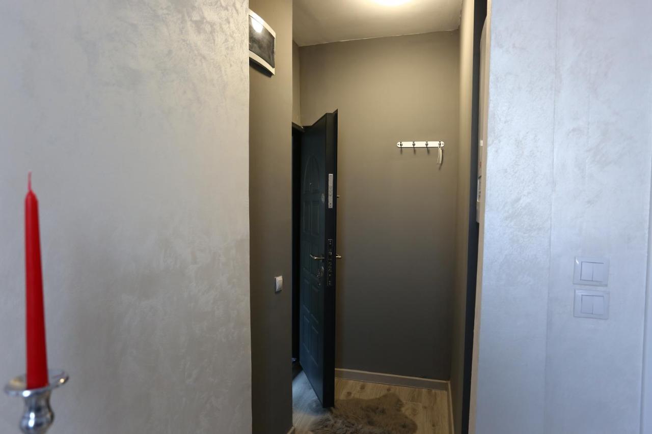 Simona Maria 2 Apartment Букурещ Екстериор снимка